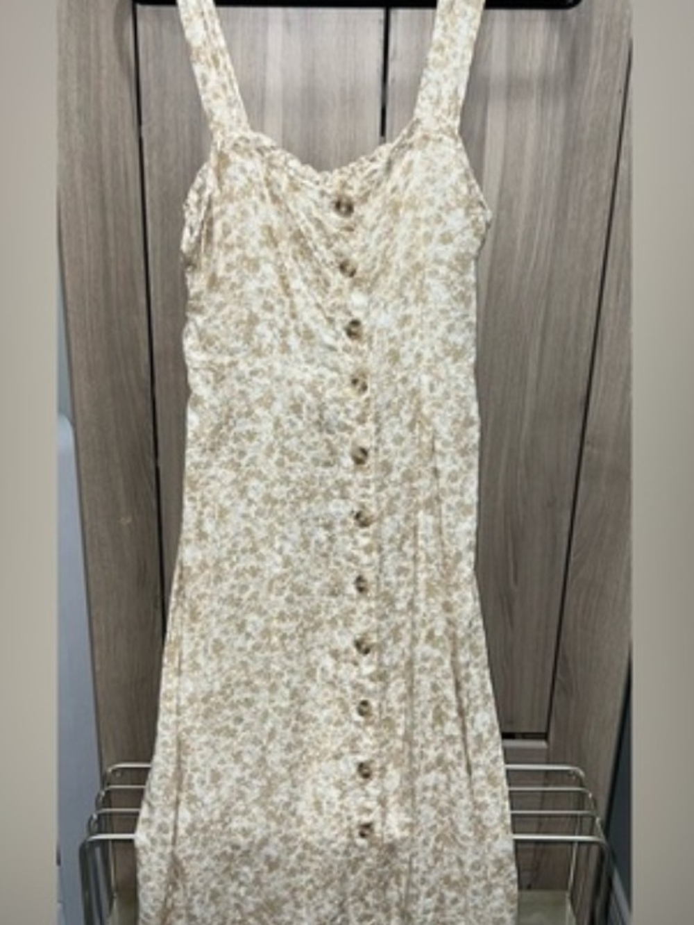Beautiful Floral Button-Front Midi Dress